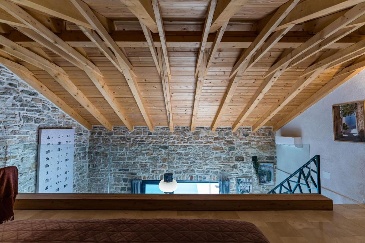 Stone House With Pool Poeta Villa Pridraga Exterior photo
